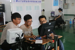 2018中國技能大賽河北省選拔賽計(jì)算機(jī)程序設(shè)計(jì)員培訓(xùn)在唐工院順利開展